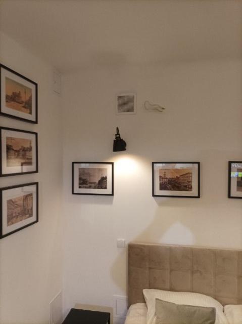 Old Town Velvet Studio Apartment Warsawa Bagian luar foto